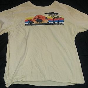 Hakuna Matata t-shirt (cropped)